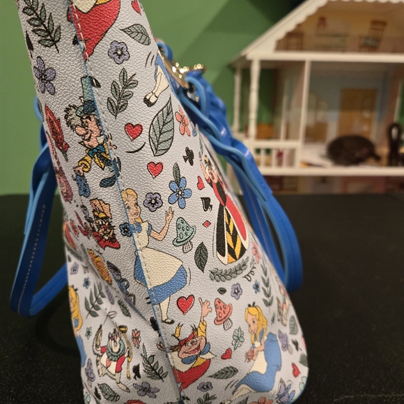 Dooney & Bourke Alice in Wonderland Tote Bag Multicolor NWOT - Picture 15 of 16
